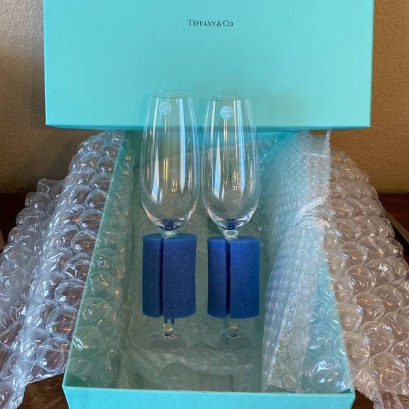 Tiffany & Co Champagne flutes two with box - Picture 9 of 10